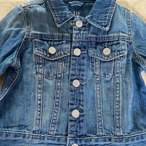 Baby Gap Medium Wash Jean Jacket - 6-12 months - Picture 2 of 2